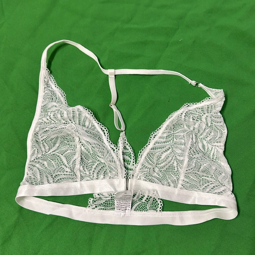 XL lace bralette
